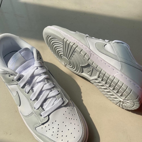 Gray Nike Dunk's Casual Shoes with a Modern Twist - Picture 2 of 4